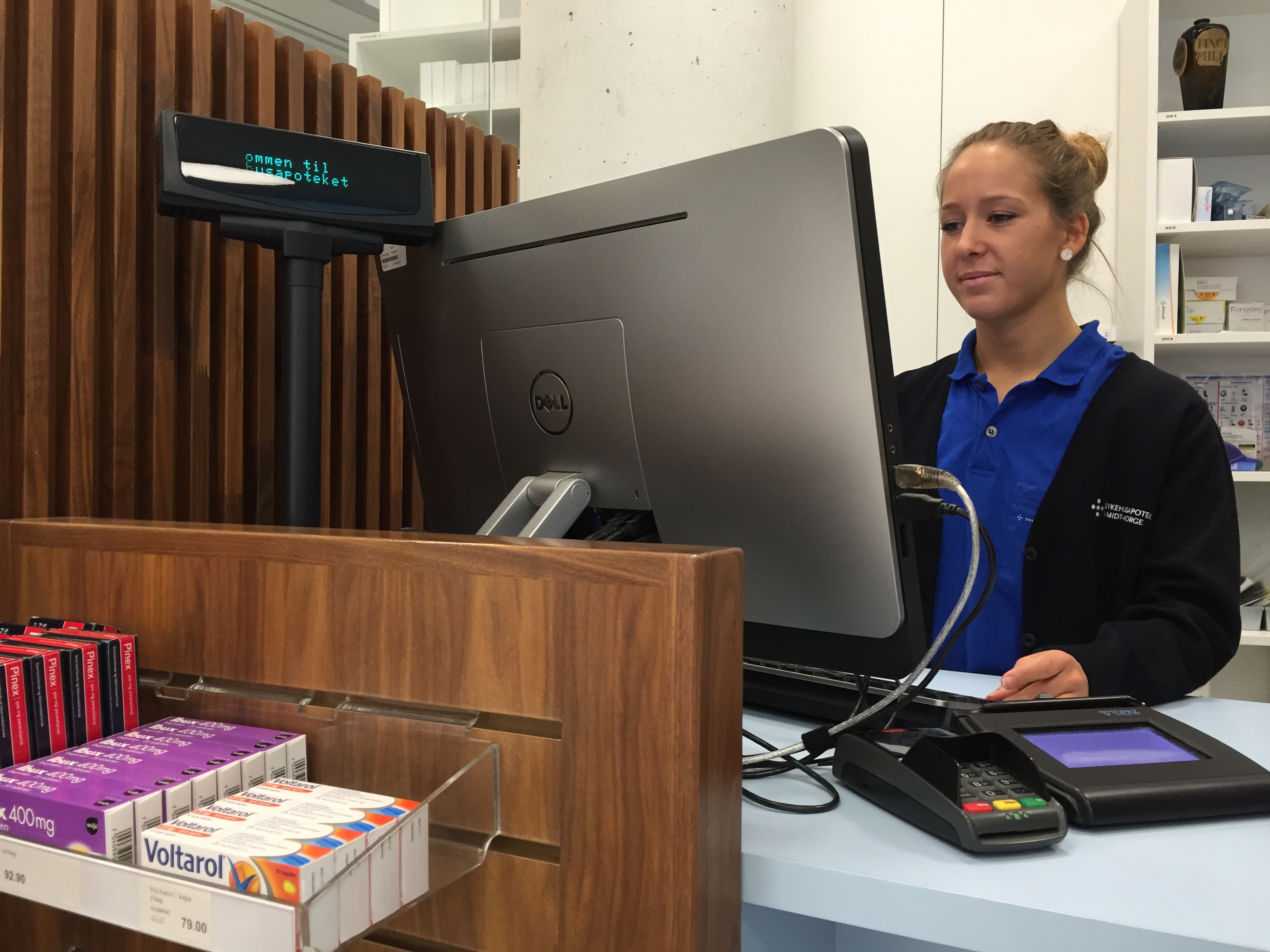 Råd og veiledning om bruk av medisiner får du i våre sykehusapotek. Foto: Terje Aamodt. 